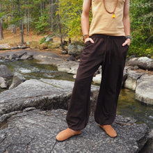 Load image into Gallery viewer, Twin Suns Elastic Cuff  Pants
