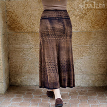 Load image into Gallery viewer, Tie-Dye Panel Skirt Geometric