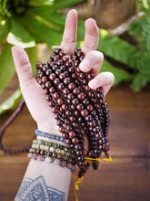 Load image into Gallery viewer, Natural Rosewood Mala