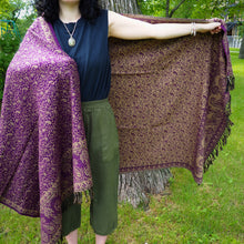 Load image into Gallery viewer, Shawls, Violet