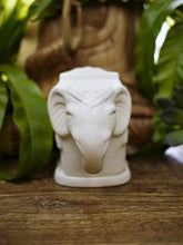 Load image into Gallery viewer, Elephant Essential Oil Diffuser