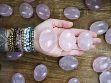 Load image into Gallery viewer, Rose Quartz Palm Stones