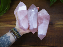 Load image into Gallery viewer, Rose Quartz Double Terminated Points