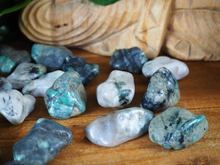 Load image into Gallery viewer, Emerald Tumble Stones
