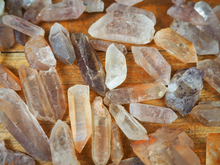 Load image into Gallery viewer, Tangerine Quartz Points
